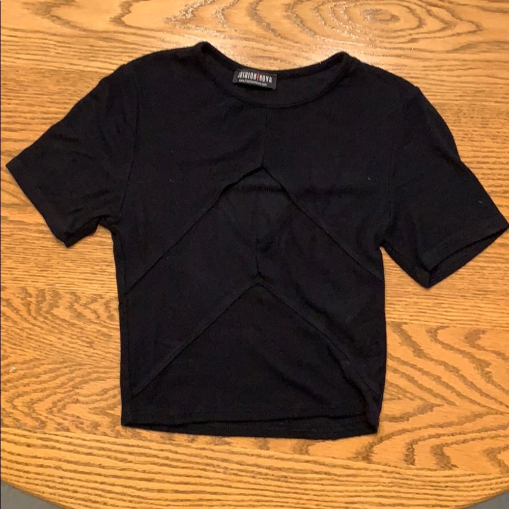 Fashion nova black crop top